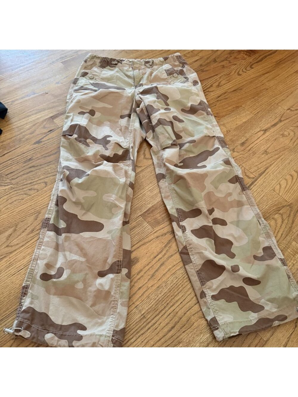 American Eagle Womens XS Camouflage Pants